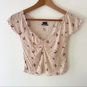 UO OUT FROM UNDER Cropped Floral Short Sleeve Top